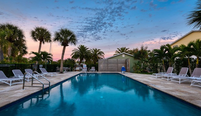 Escape Coastal Resort on Casey Key