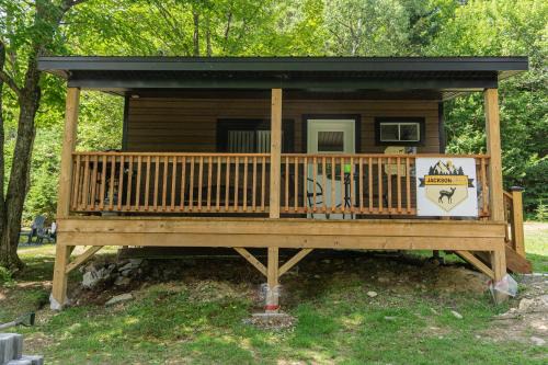 Escape in the heart of Miller Zoo - Jackson Shack