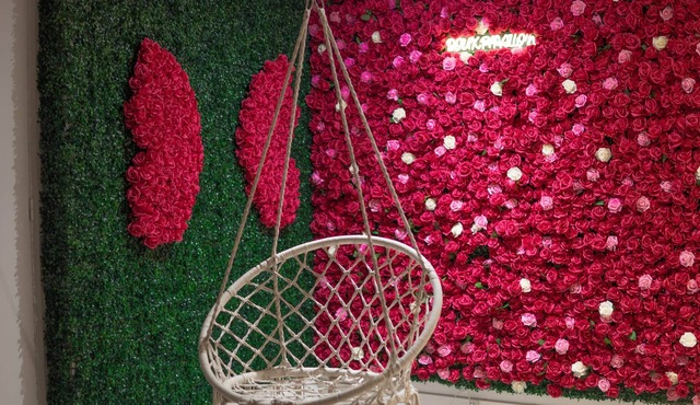 Escape: Jacuzzi & Sauna