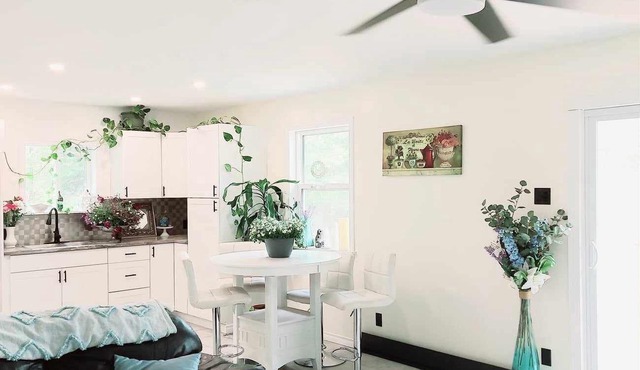 Escape the City and Embrace all Nature has to Offer at This Remodeled House
