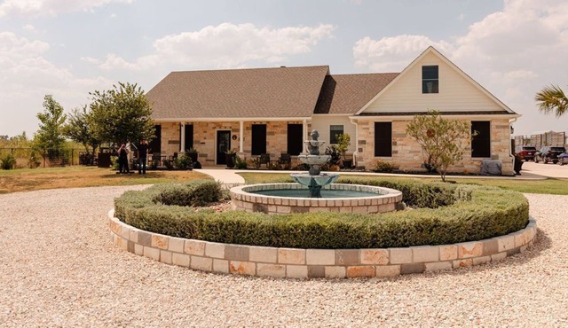 Escape the City to Tequila Ranch! Your private oasis on 2 acres!