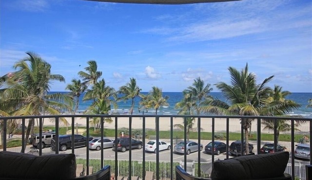 ESCAPE the cold.Gorgeous OCEANFRONT Getaway