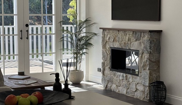 ESCAPE THE ORDINARY nExperience Dawsons Retreat, the ultimate escape.