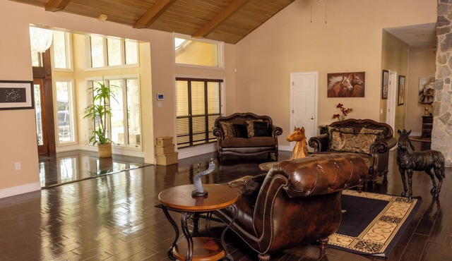 Escape to 58 Acres of Luxury — Serene Horse Estate in Orlando!