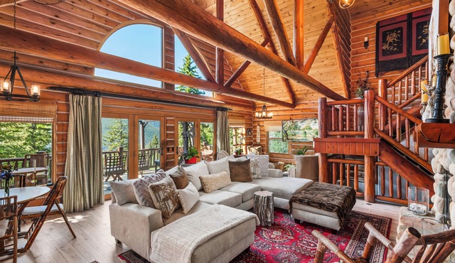 Escape to a Cozy Private Cabin with Mountain & Lake Views on a Wildlife Corridor