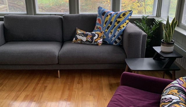 Escape to a truly unique beach house in the charming town of Amherstberg!