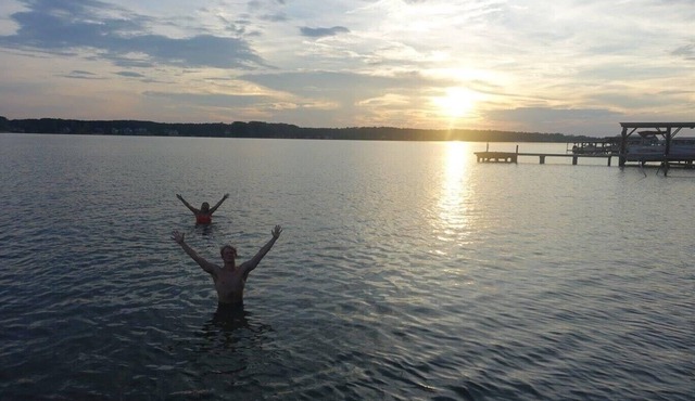 Escape to Amy's Mink Cabin on Lake Greenwood