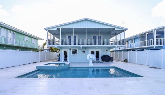 Escape to "EL CAPRICHITO" Your Ideal Vacation Retreat!