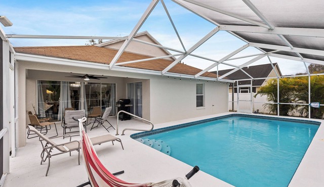 Escape to Florida Luxury – Lake View Pool Home in Lutz!