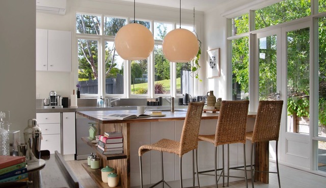 Escape to Karlen’s Retreat - A Light-filled country hideaway perfect for up to six guests