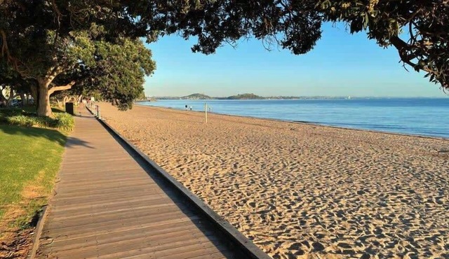 Escape to Kohi Cottage - Your Beachside Haven