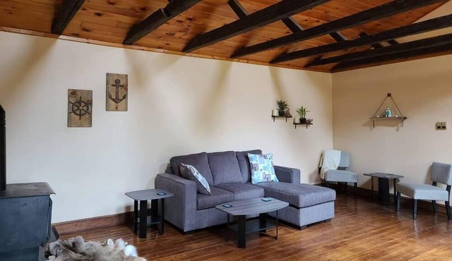 Escape to nature at Oceans Echo Cottage