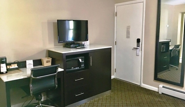 Escape to Our Inn: Located Right off Interstate 84 | Free Parking