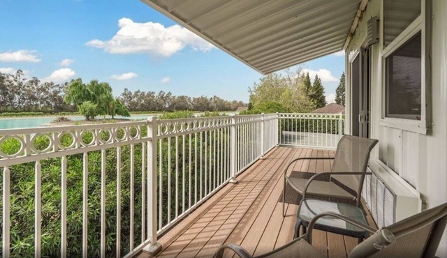 Escape to our Lakeside Loft