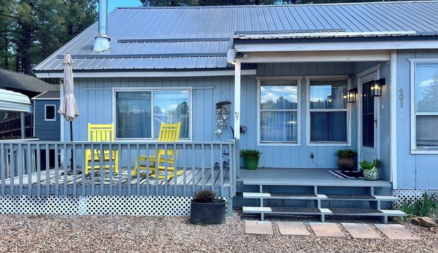 Escape to our Pet Friendly Pinetop 4-Bedroom Home