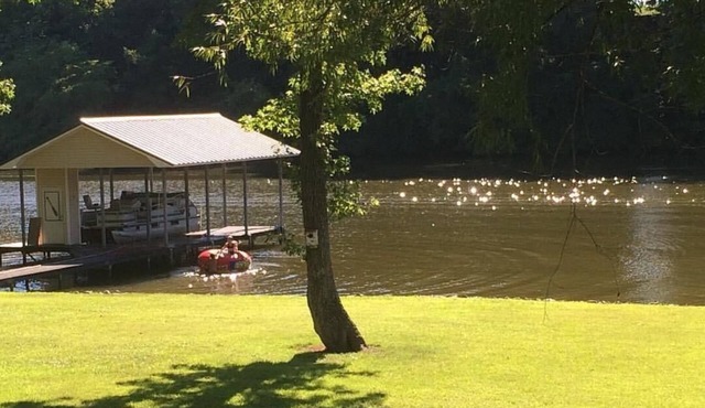 Escape to our quiet river house on Bluewater Creek.