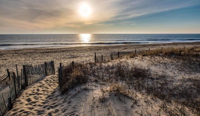 Escape to our spacious & serene 3-bedroom home with stunning bay views.