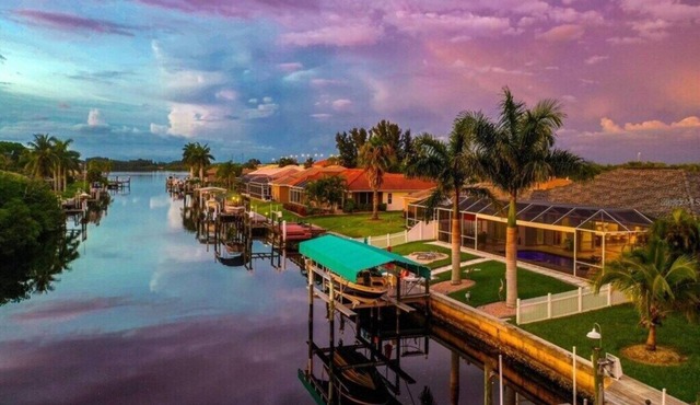 Escape to paradise in Port Charlotte, Florida