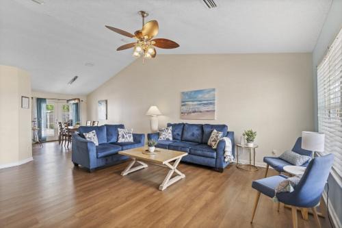 Escape to Paradise w Saltwater Pool 25 Min to PCB