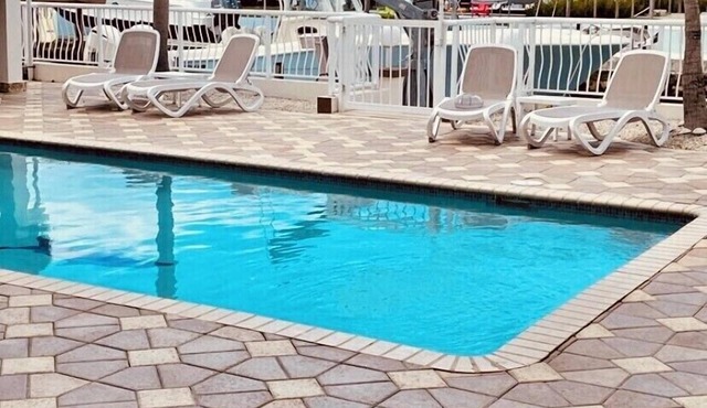 ESCAPE TO PARADISE! WATERFRONT PROPERTY! LOWEST PRICE IN THE KEYS! BEST LOCATION