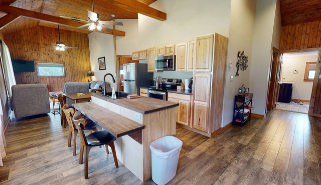 Escape to Pine Creek and PA Grand Canyon stay at Willow Cabin