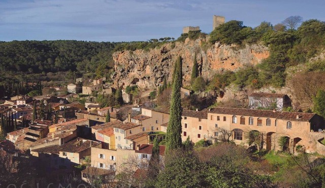 ESCAPE TO PROVENCE: COZY HOME WITH POOL, BBQ, GAMES, VERDON LAKE ACCESS