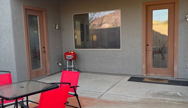 Escape to Serenity: A Sunlit 4-Bedroom Haven Near Saguaro’s Cacti & Tucsons Gems