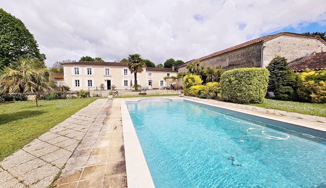 Escape to the heart of the Charente countryside
