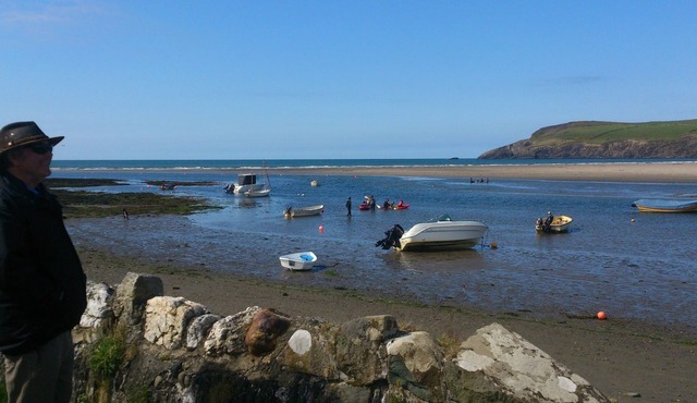 Escape to the Hills - stay on a tranquil Preseli smallholding