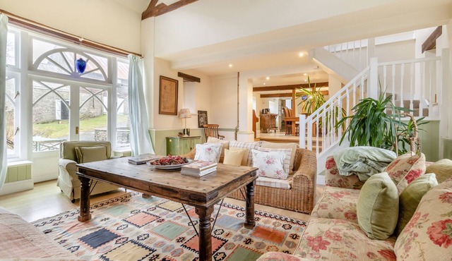 Escape to the Hillis