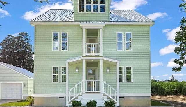 Escape to The Mint Chip House, a brand-new luxury retreat in Del Haven, NJ