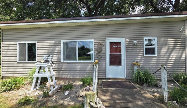 Escape to the quiet countryside and relax at our cozy beach-themed cottage.
