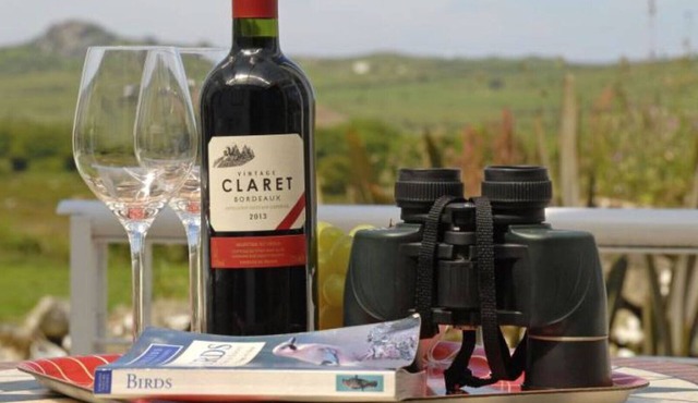 Escape To This Hidden Gem & Relax In Tranquility - Beaches & Coastal Path Nearby