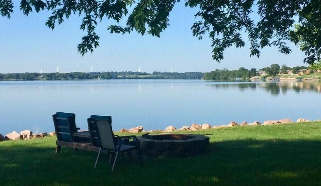 Escape to this peaceful lakefront getaway on Lake Hendricks