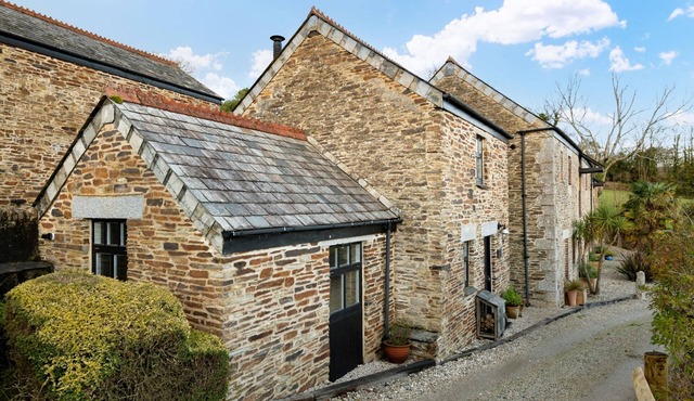 Escape to this utterly romantic abode, settled in a peaceful pocket of Cornwall, close to the idylli