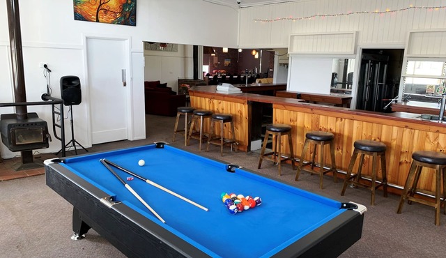 Escape to Torrumbarry's Hidden Gem and Make Memories by the Murray! Sleeps 20+