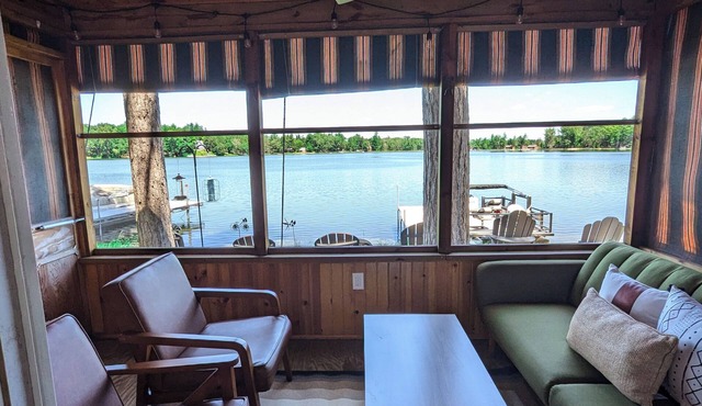 Escape to Tranquility: Lakefront cottage on a No-Wake Lake