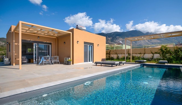 Escape to Villa Ioanna Mentoros - a private pool, stunning views