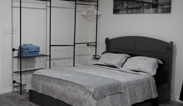 Escape to your cozy Corpus Christi retreat!