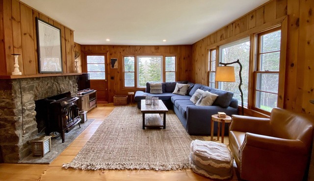 Escape to your cozy mountain retreat - Bromley, Stratton, Magic