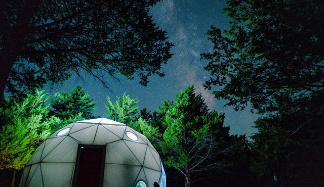 Escape Velocity Bubble Hut