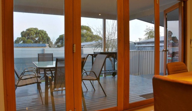 Escape With Family and Friends