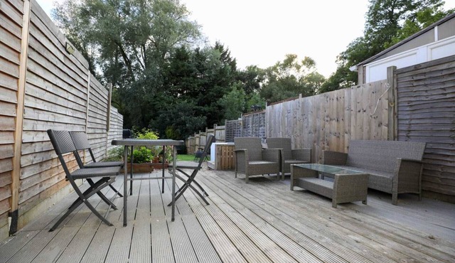 Escape your concerns in this peaceful, 3-bedroom, serene sanctuary!