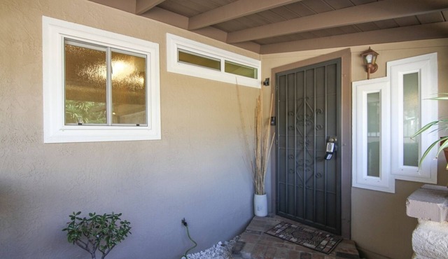 Escondido's Gem! Sleeps 11! POOL INCLUDED