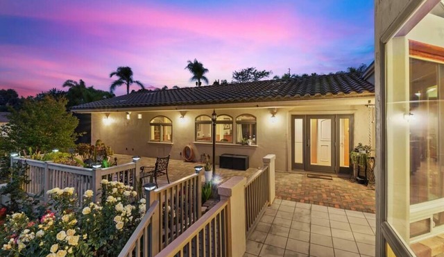 Escondido Villa w/ Movie Theater, Garden, GameRoom