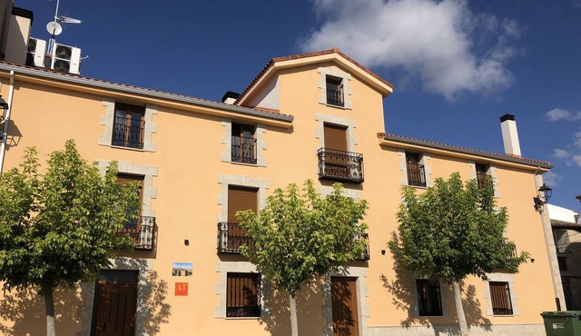 Escorraladas Tourist Apartment (2/9)