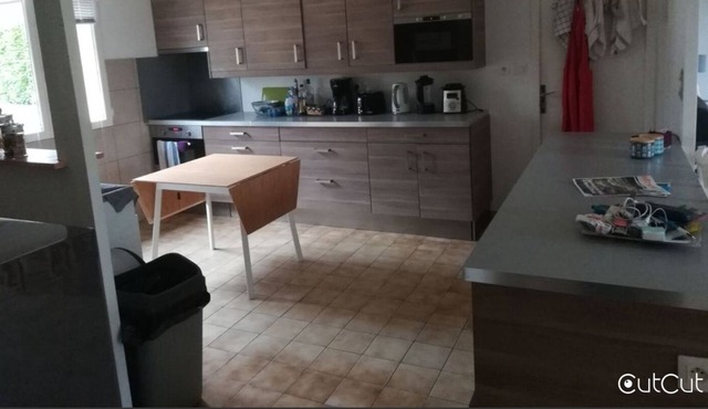 Eseka appart located near several amenities