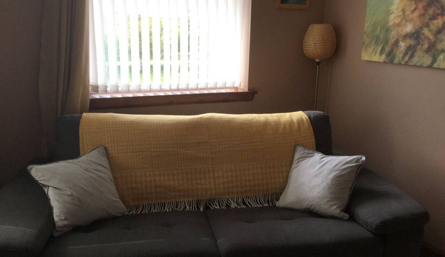 Eskview Apartment - Self contained Apartment with own entrance