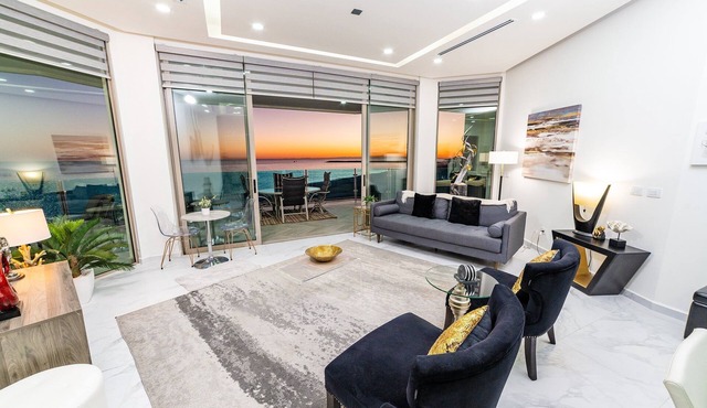 Esmeralda Beach Resort 3 Bedrooms Condo C 401