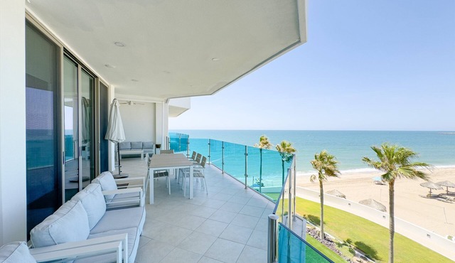 Esmeralda Beach Resort 3 Bedrooms Condo A 302